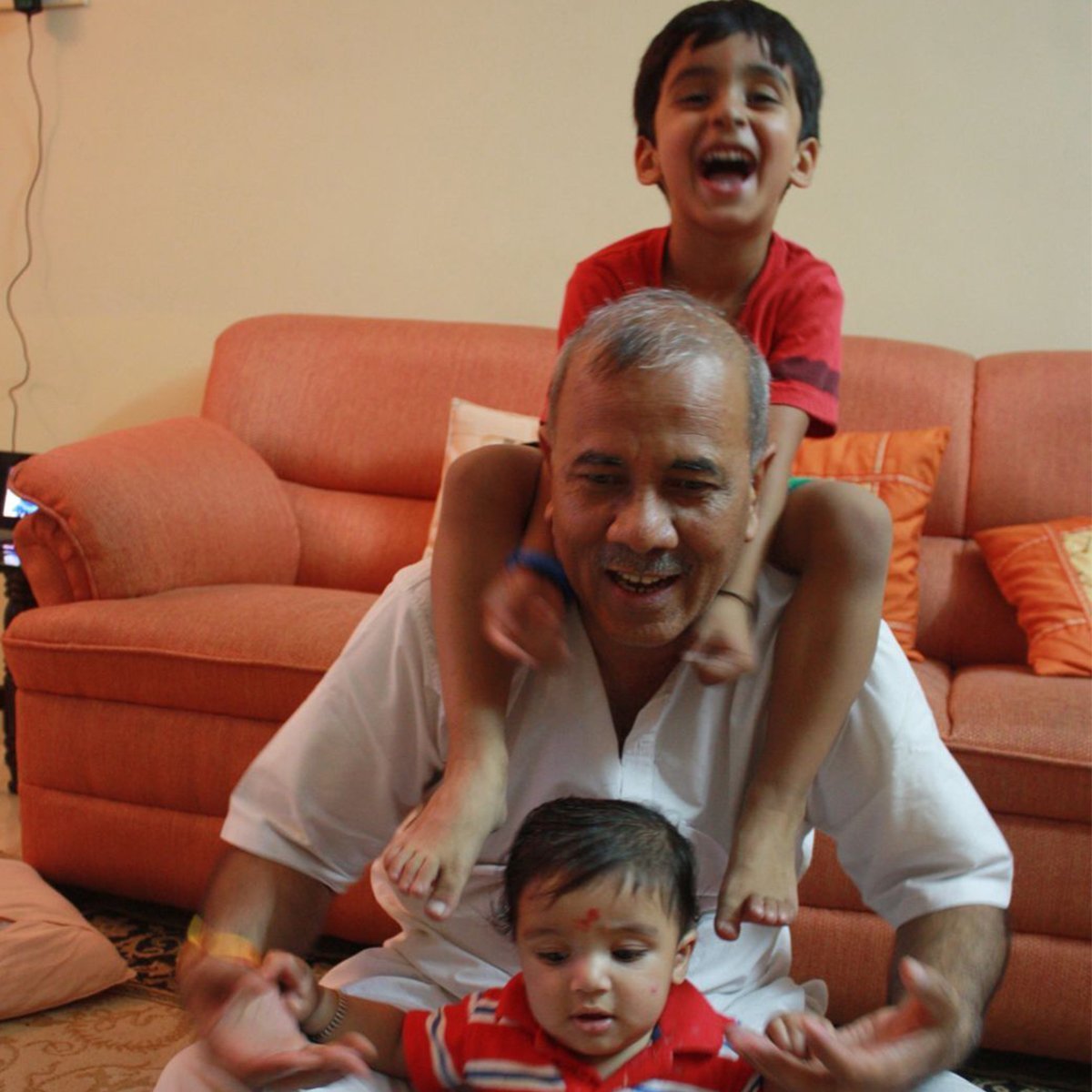 Grandparents Unconditional Love for their Precious Grandchildren – Shumee