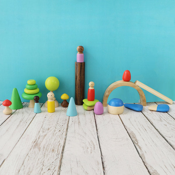 24-Piece Wooden Pretend Play Set with Peg Dolls (3 Years+)