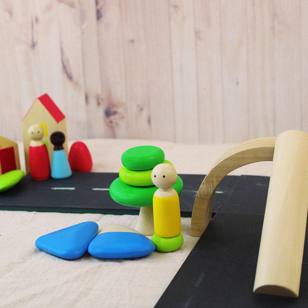 24-Piece Wooden Pretend Play Set with Peg Dolls (3 Years+)