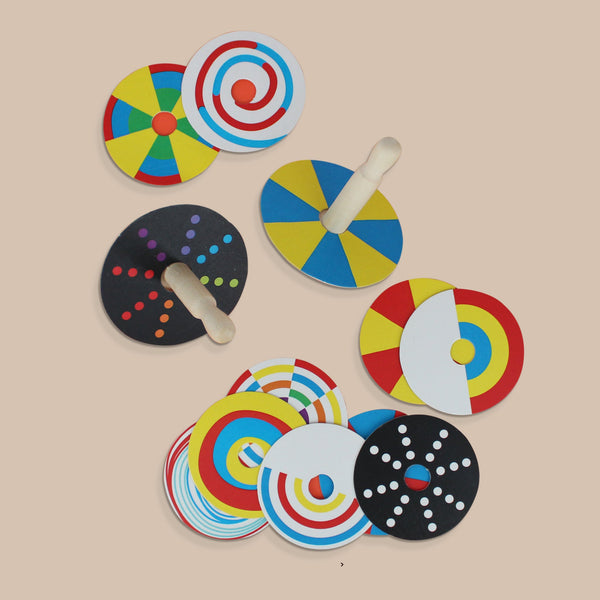 Wooden Spin Tops With 12 Patterned Discs - Pack Of 5 (3+ Years)